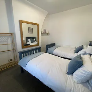 42 Handbridge Holiday home